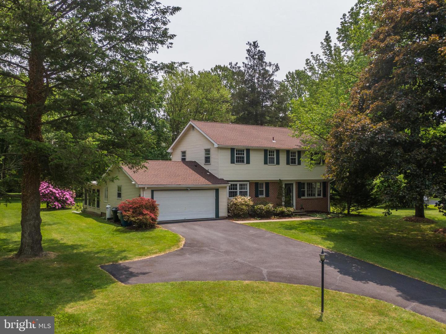 920 Davis Rd