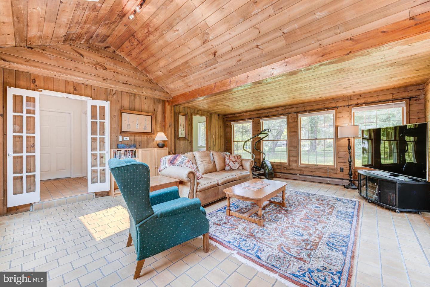 920 Davis Rd