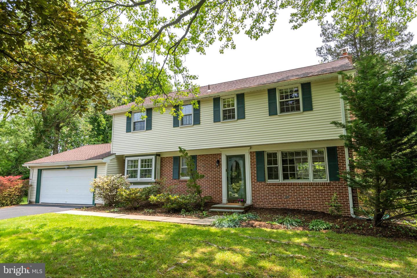 920 Davis Rd