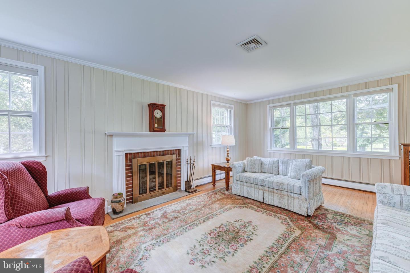 920 Davis Rd