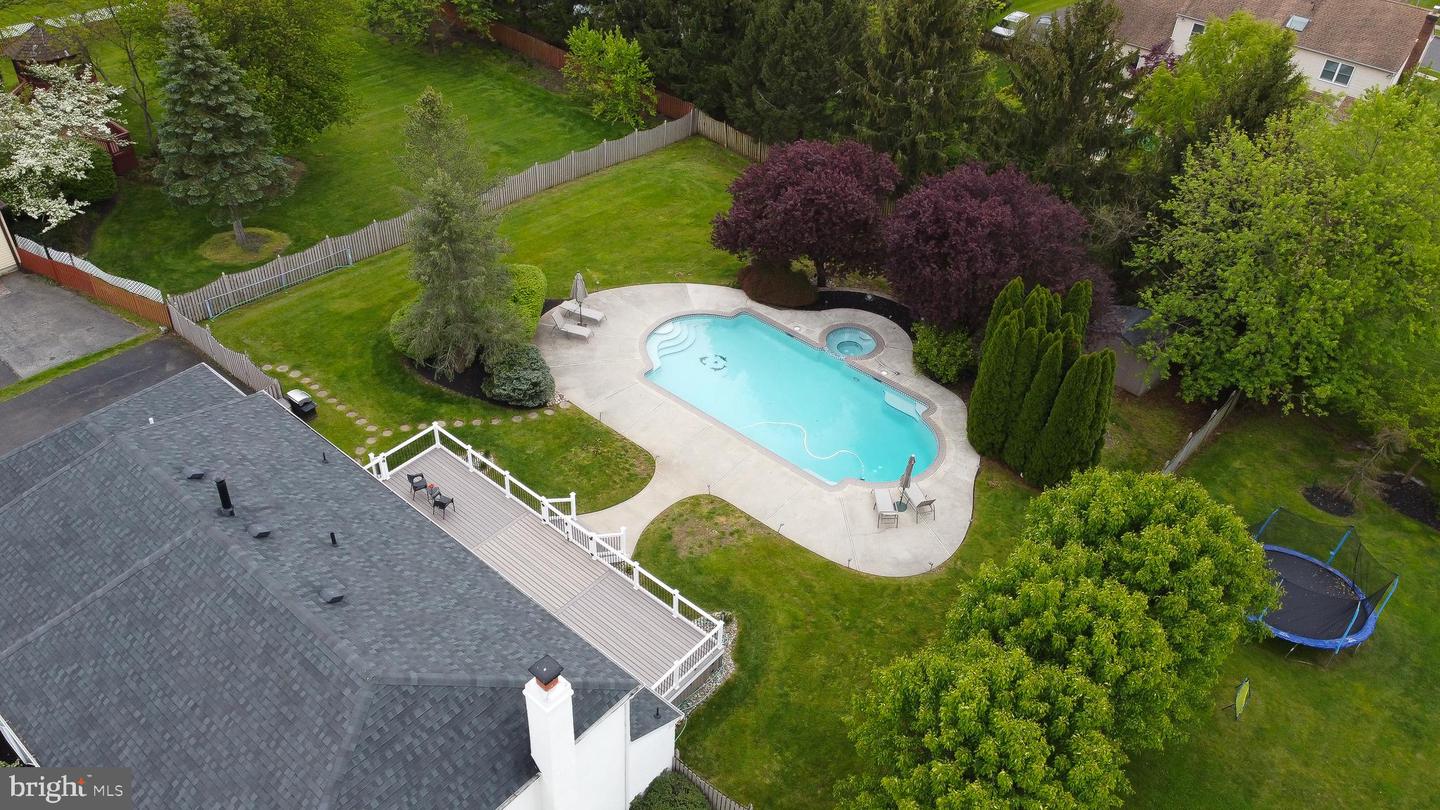 715 Signal Hill Rd