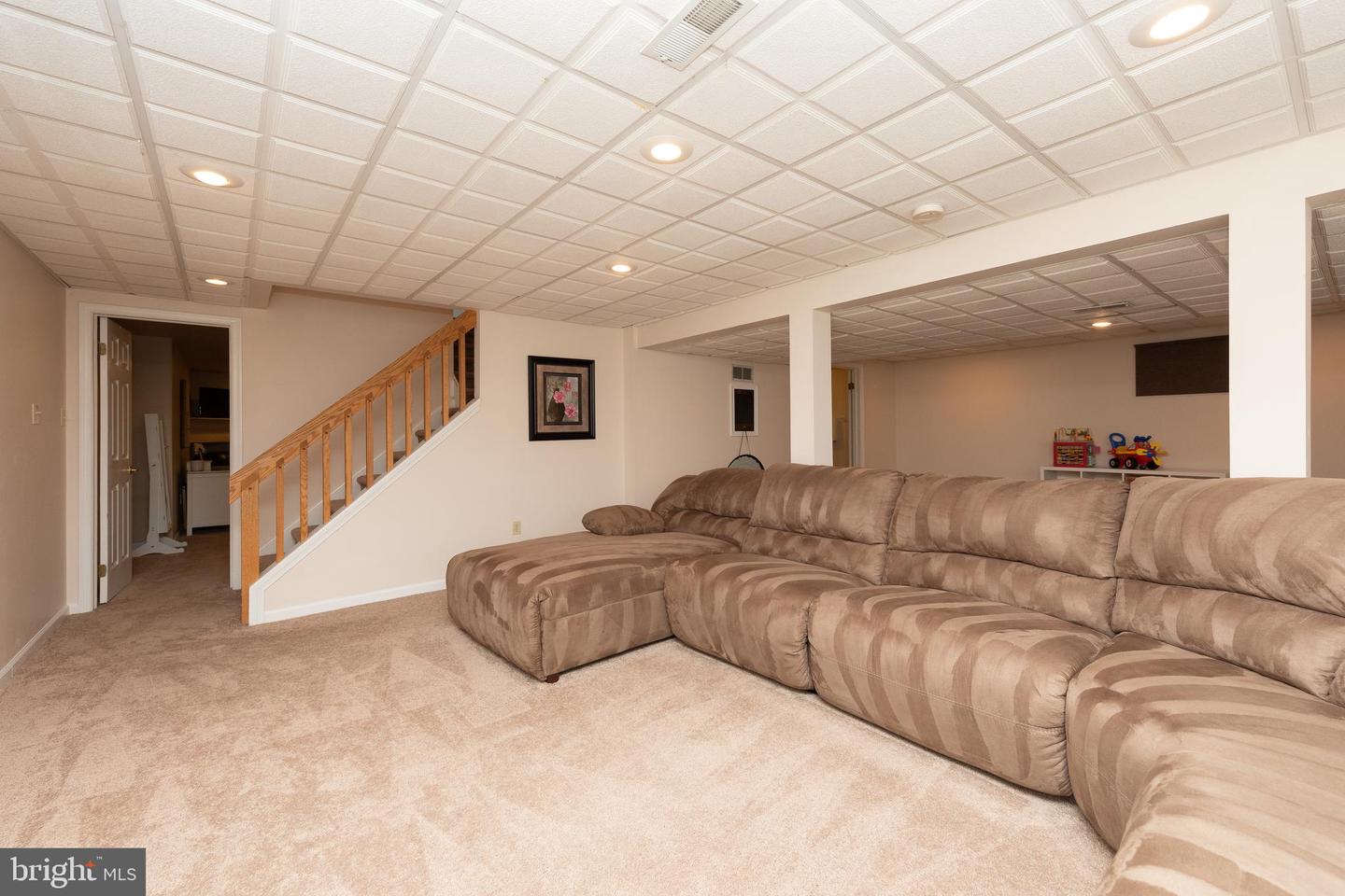 715 Signal Hill Rd