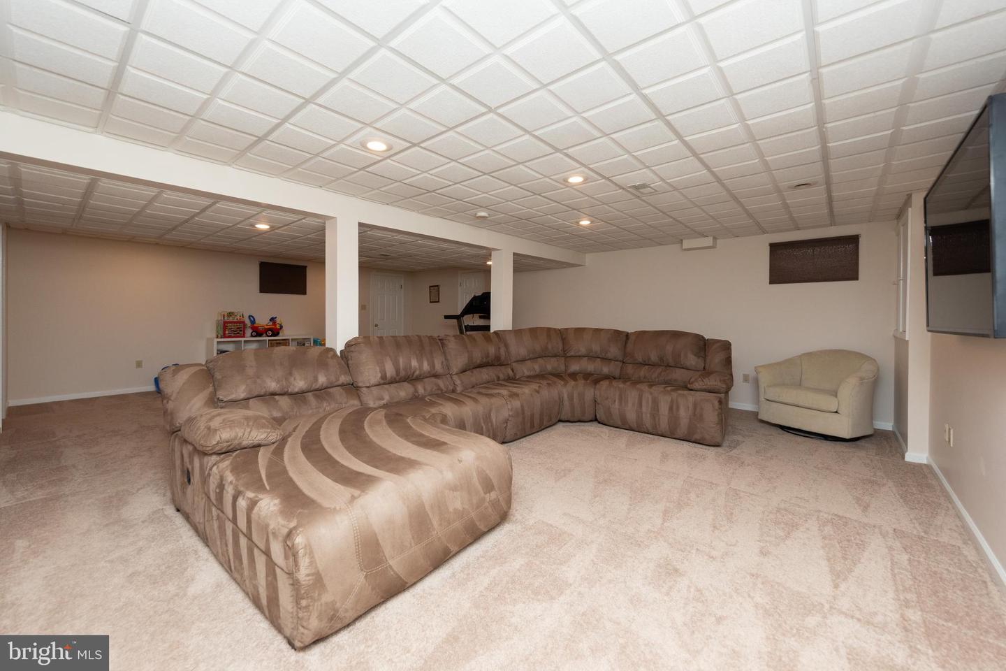 715 Signal Hill Rd