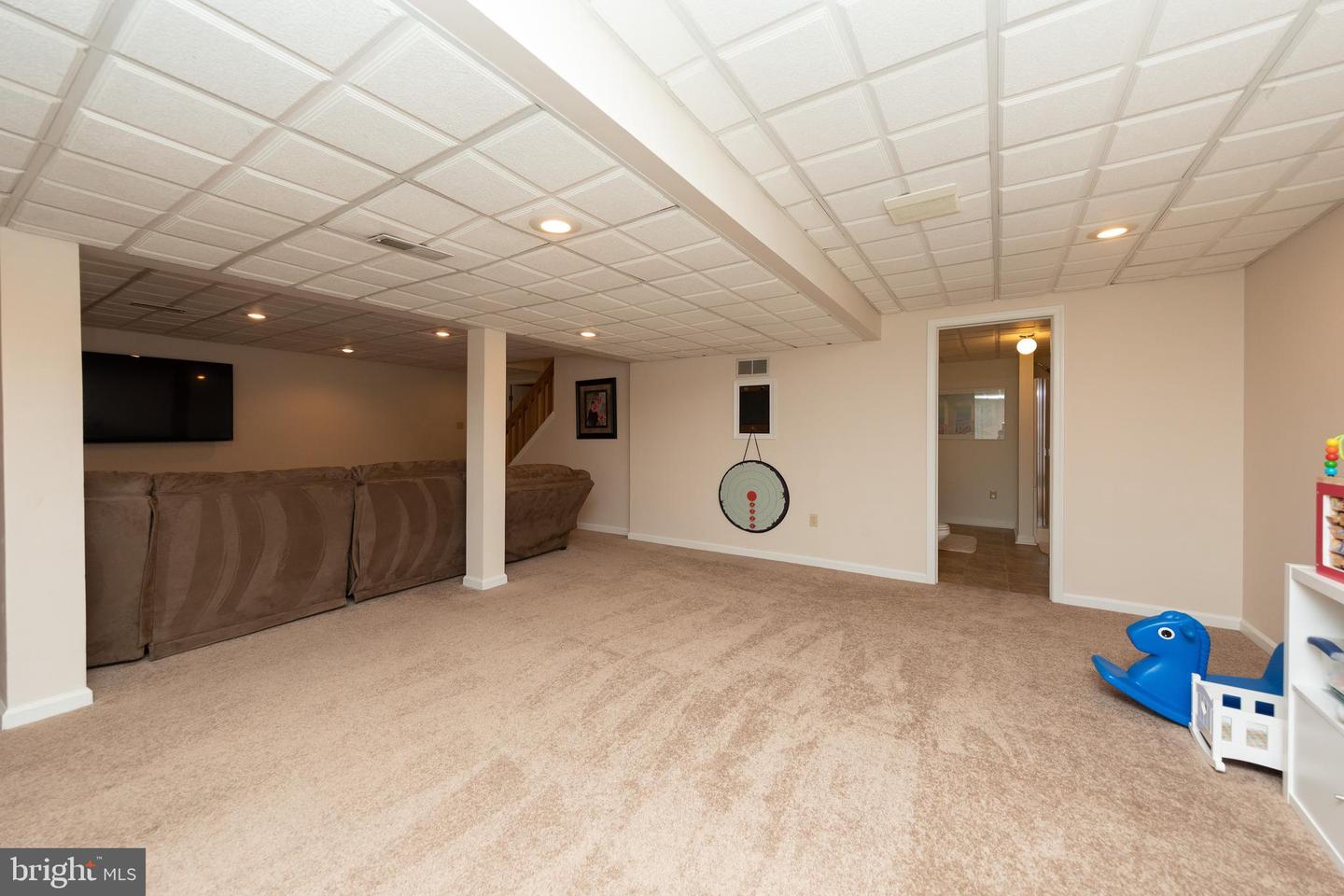 715 Signal Hill Rd