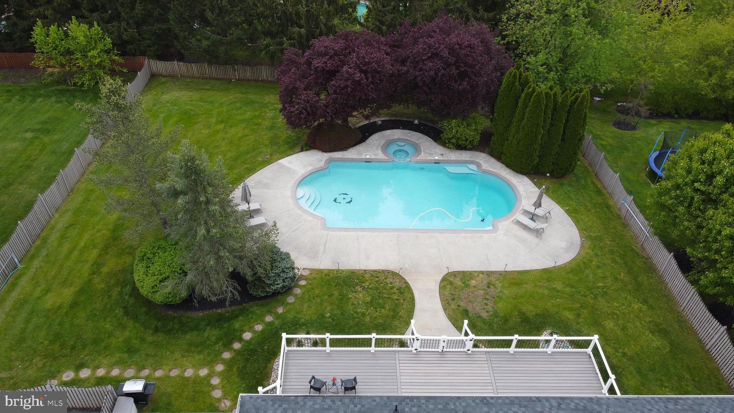 715 Signal Hill Rd