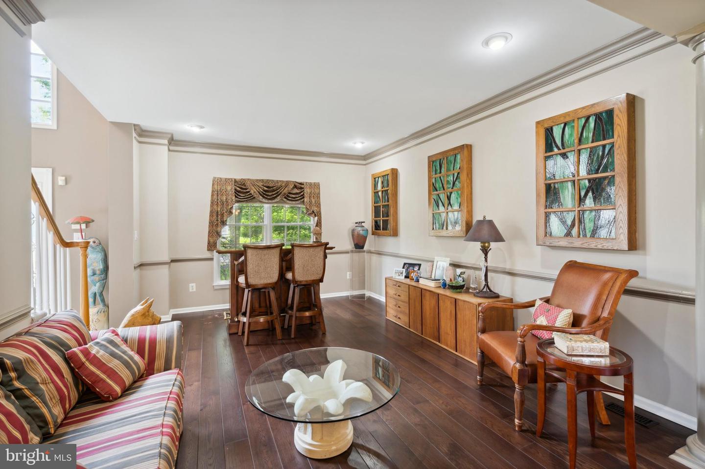 201 Hazeltine Cir