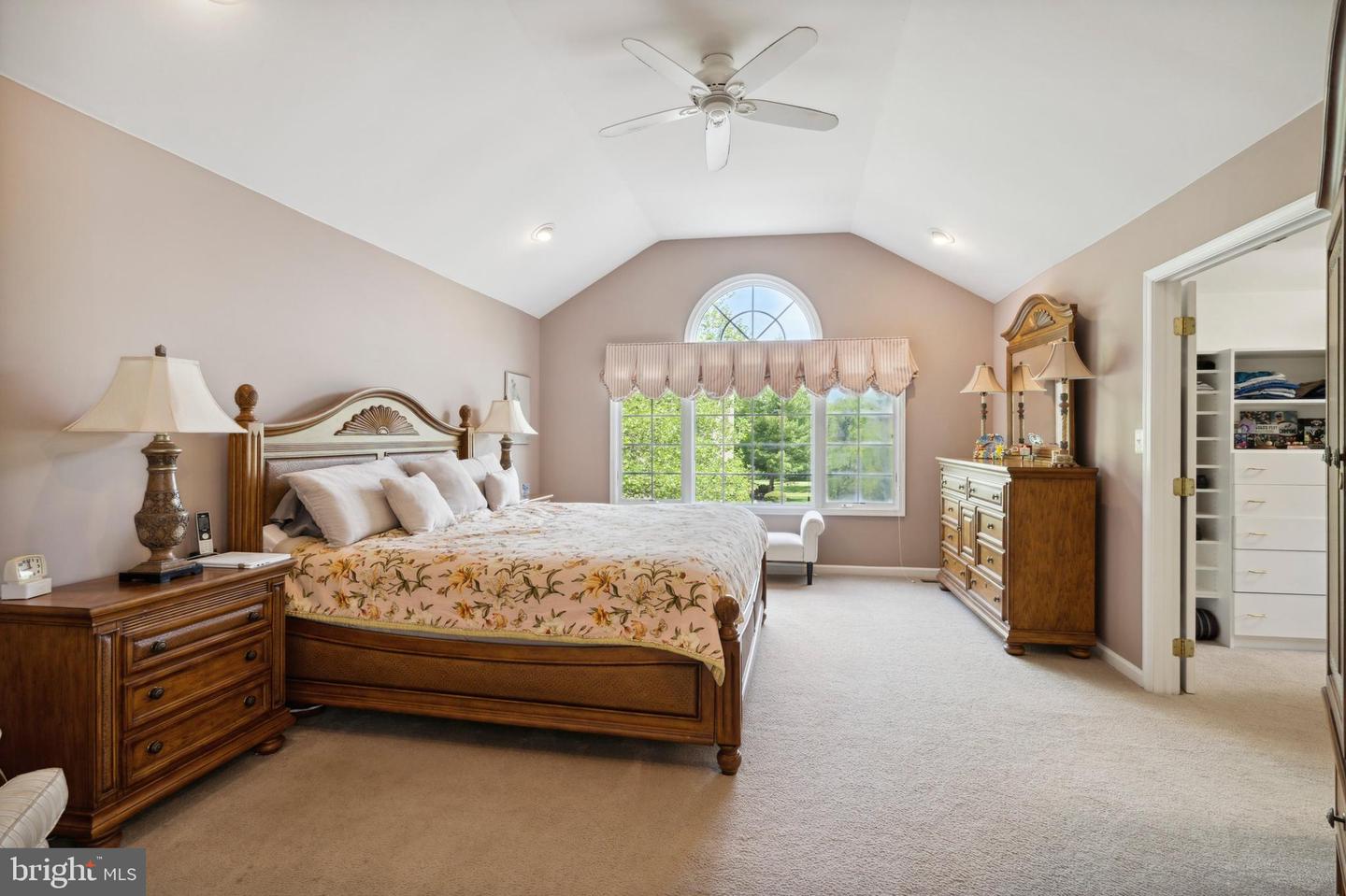 201 Hazeltine Cir