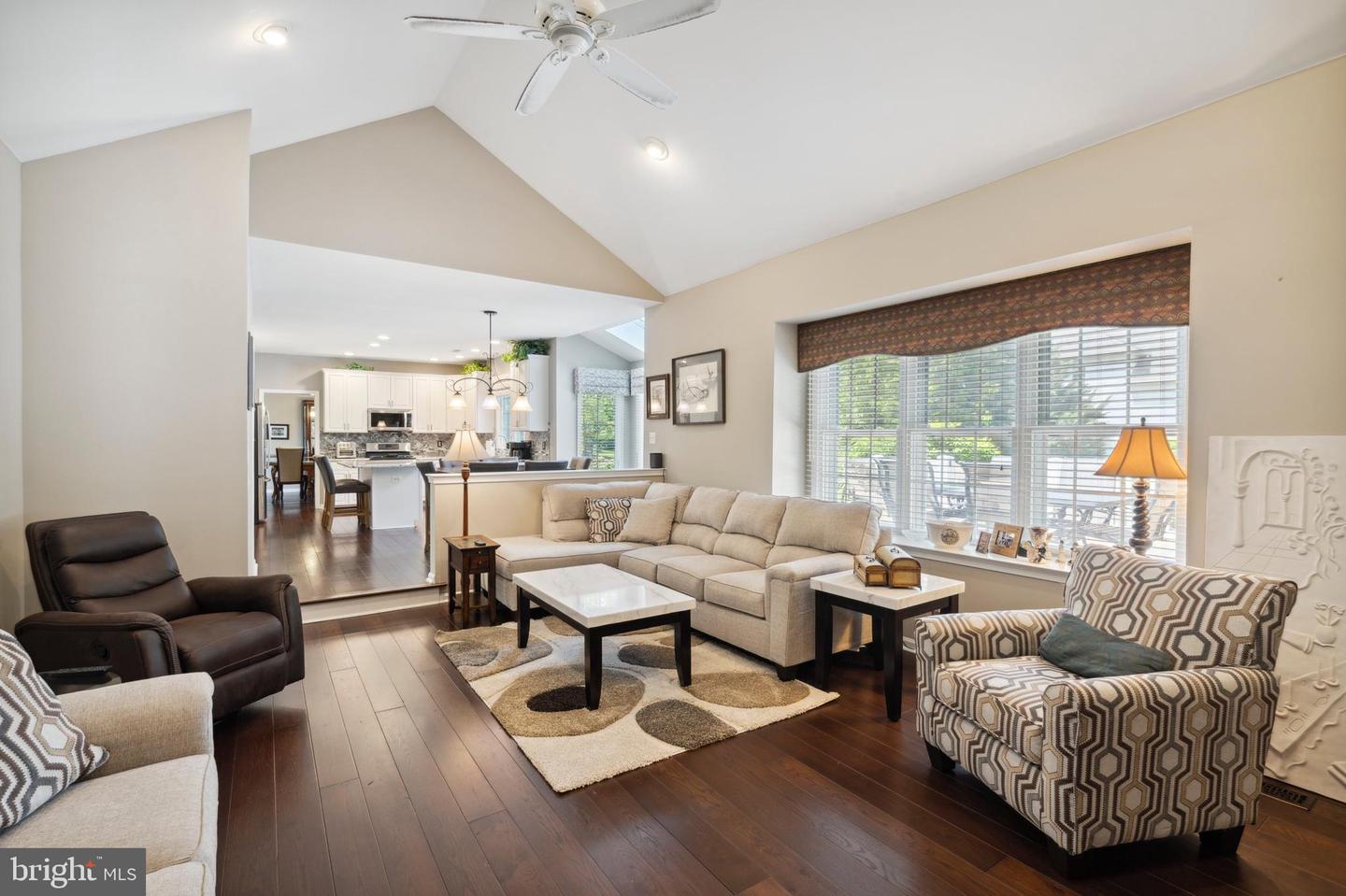 201 Hazeltine Cir