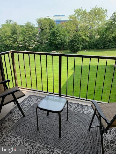 666 W Germantown Pike #1409