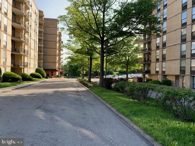 666 W Germantown Pike #1409