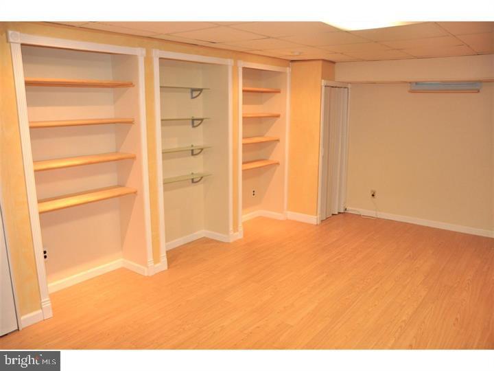 22 Fitzwatertown Rd #D2