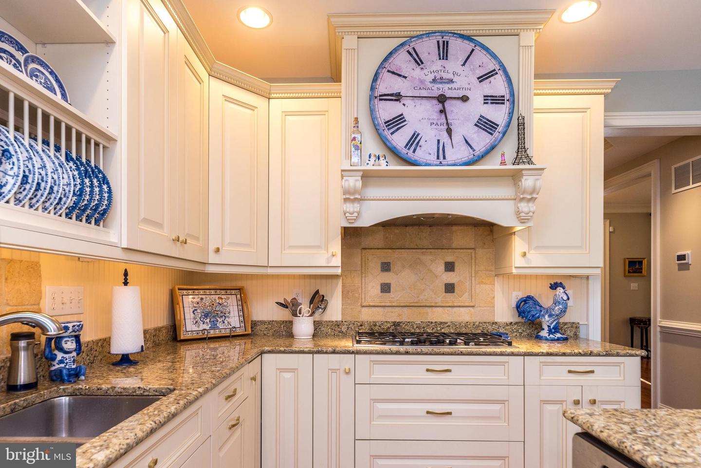 552 Deer Lake Circle