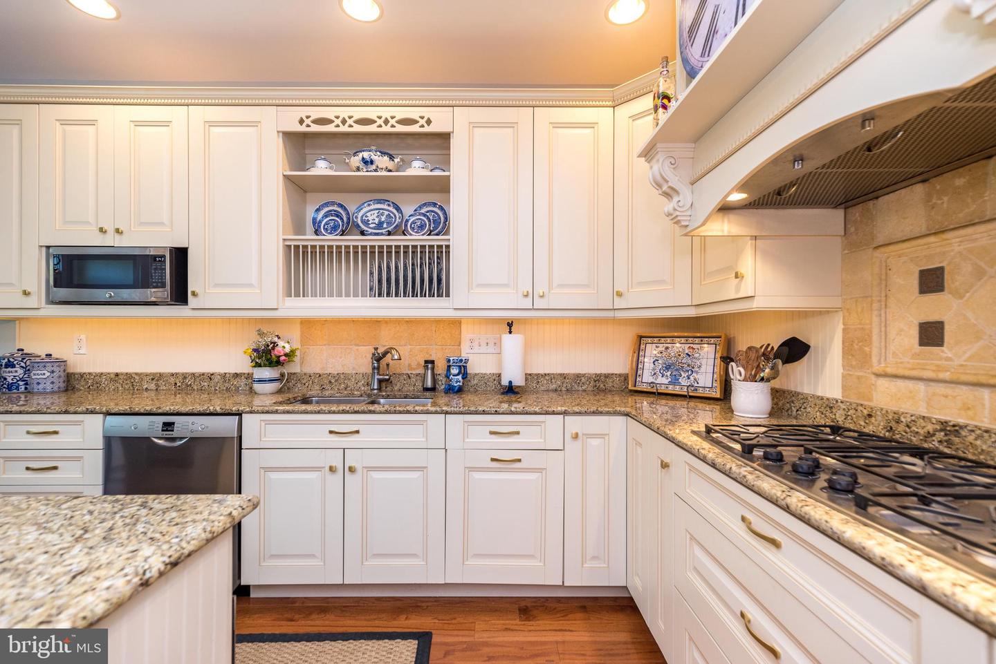 552 Deer Lake Circle