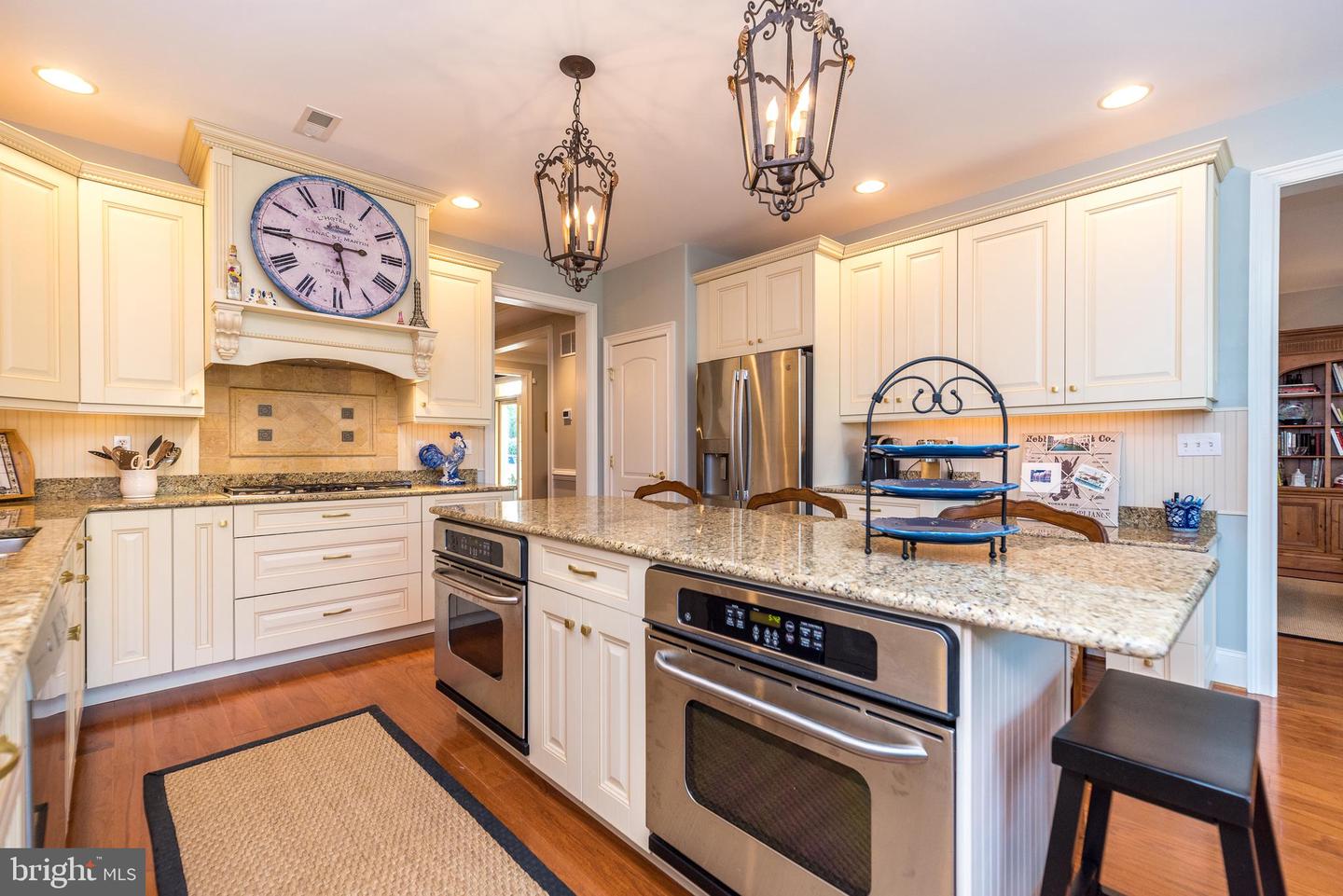 552 Deer Lake Circle