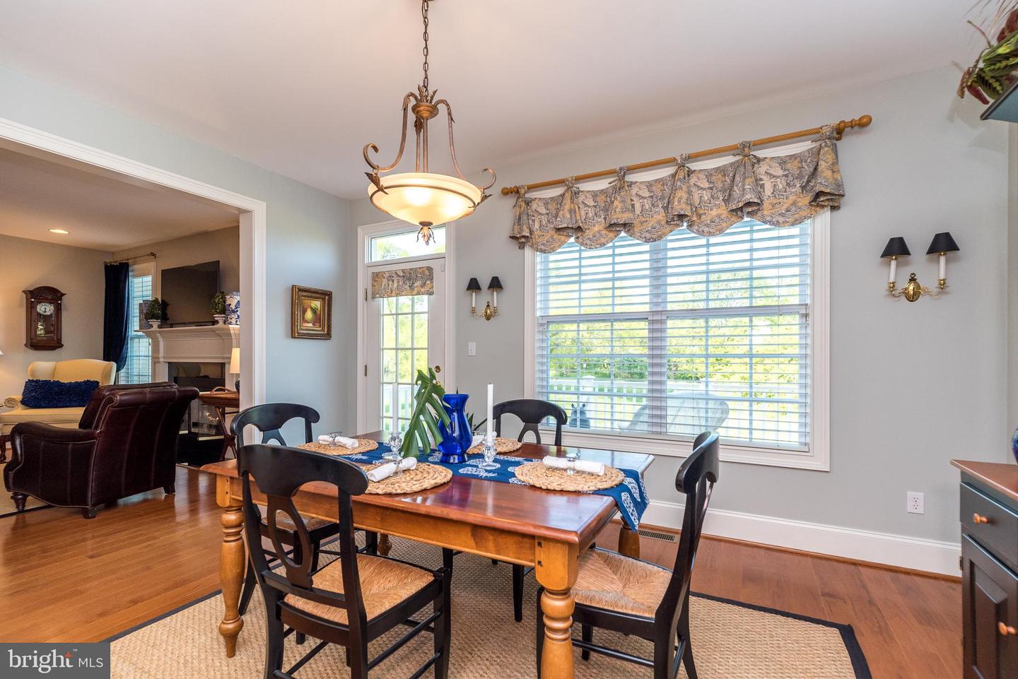 552 Deer Lake Circle