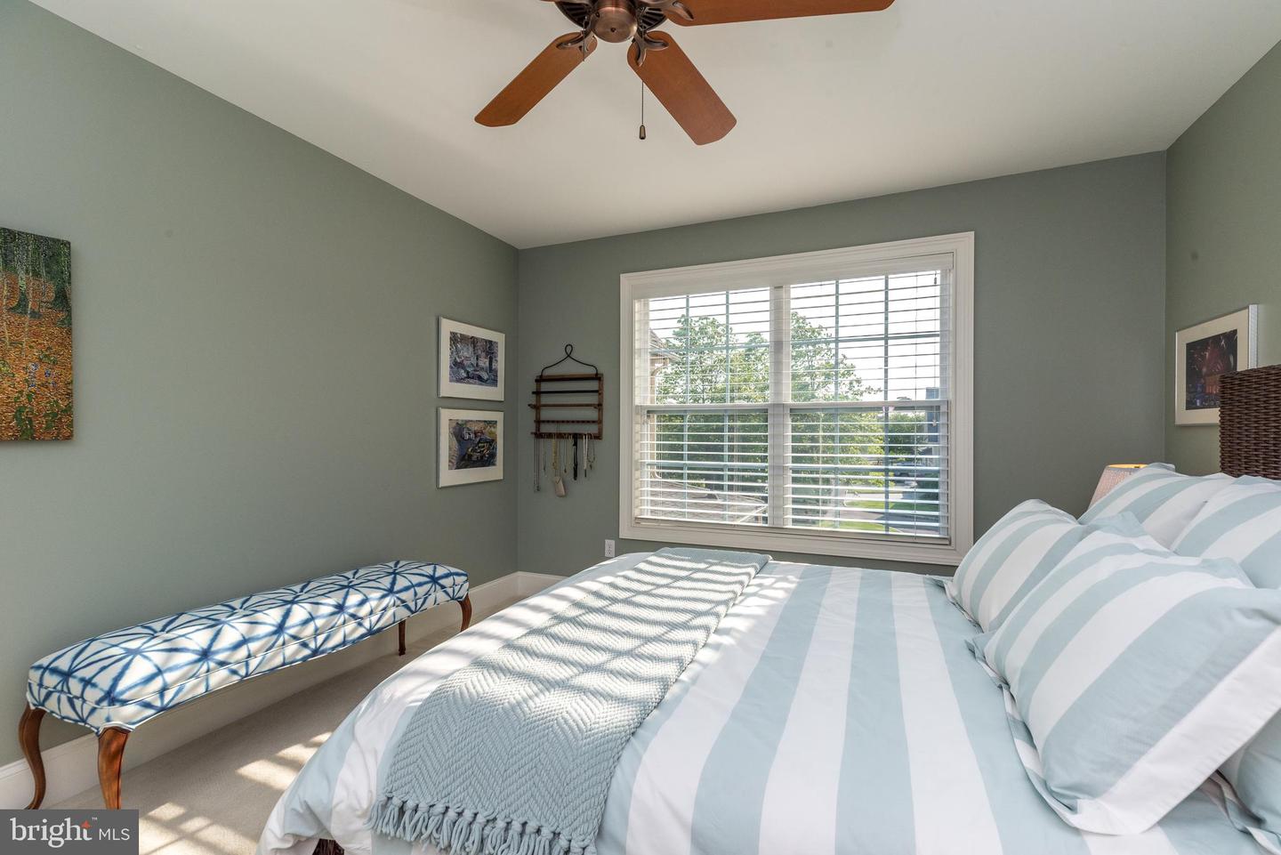 552 Deer Lake Circle