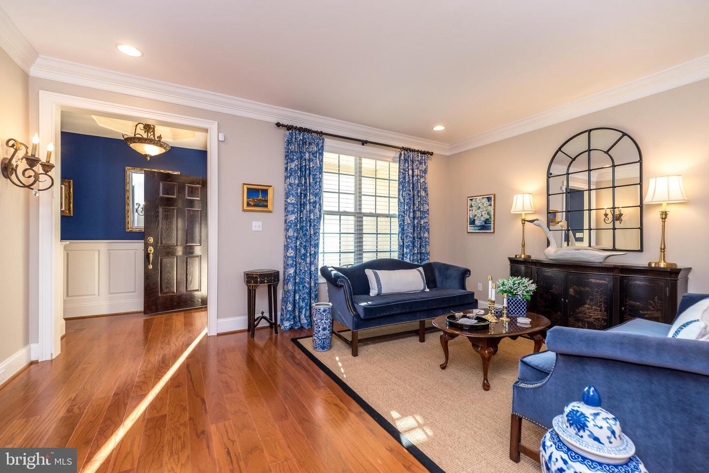 552 Deer Lake Circle