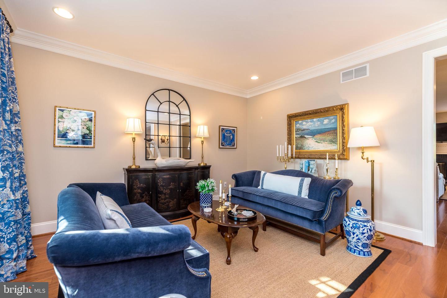 552 Deer Lake Circle