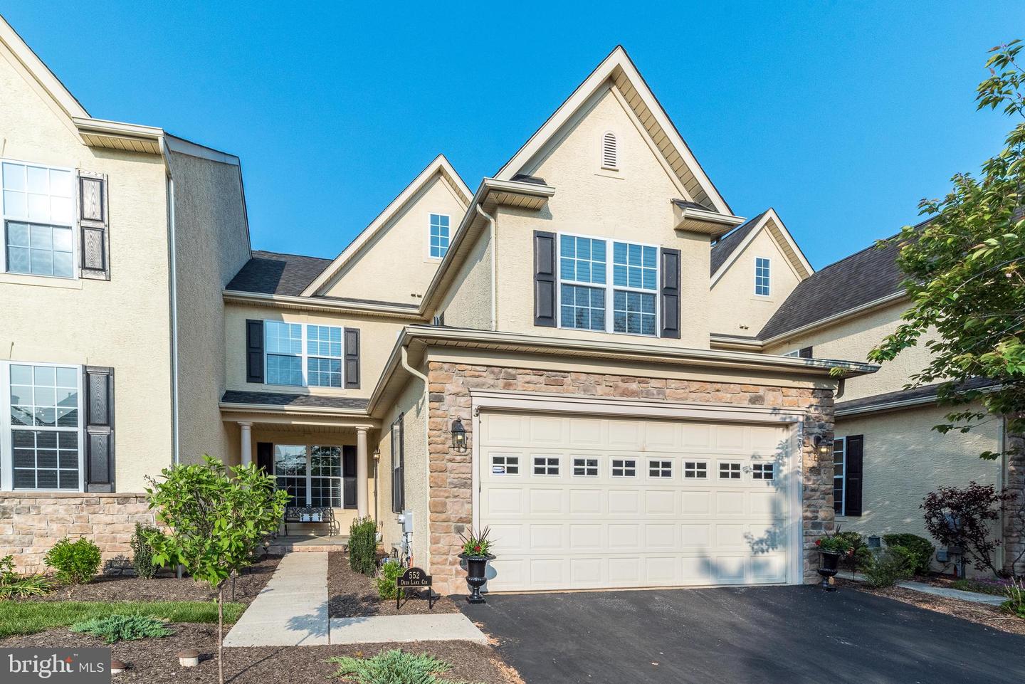 552 Deer Lake Circle