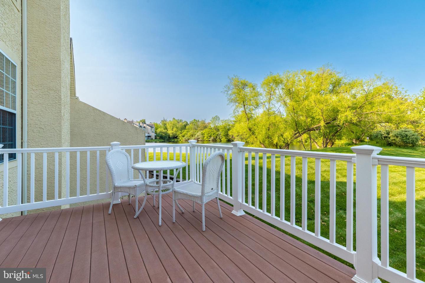 552 Deer Lake Circle