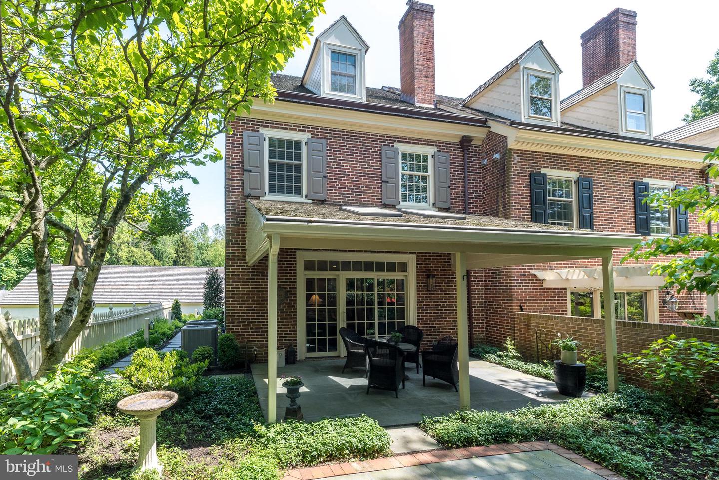 1203 Meissen Ct