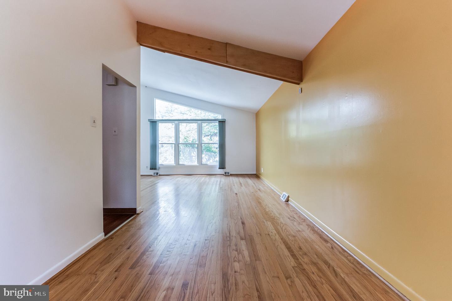 29 Red Rowan Ln