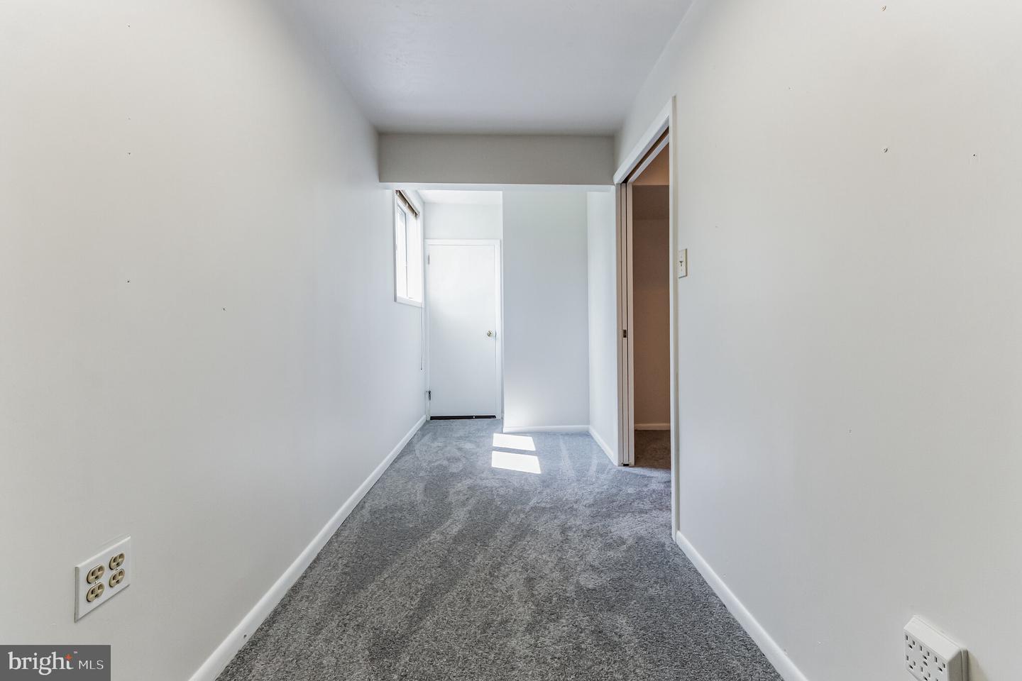 29 Red Rowan Ln
