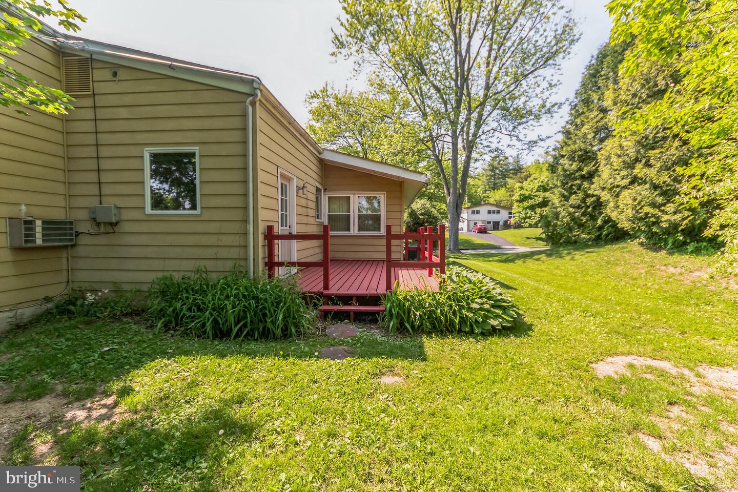 29 Red Rowan Ln