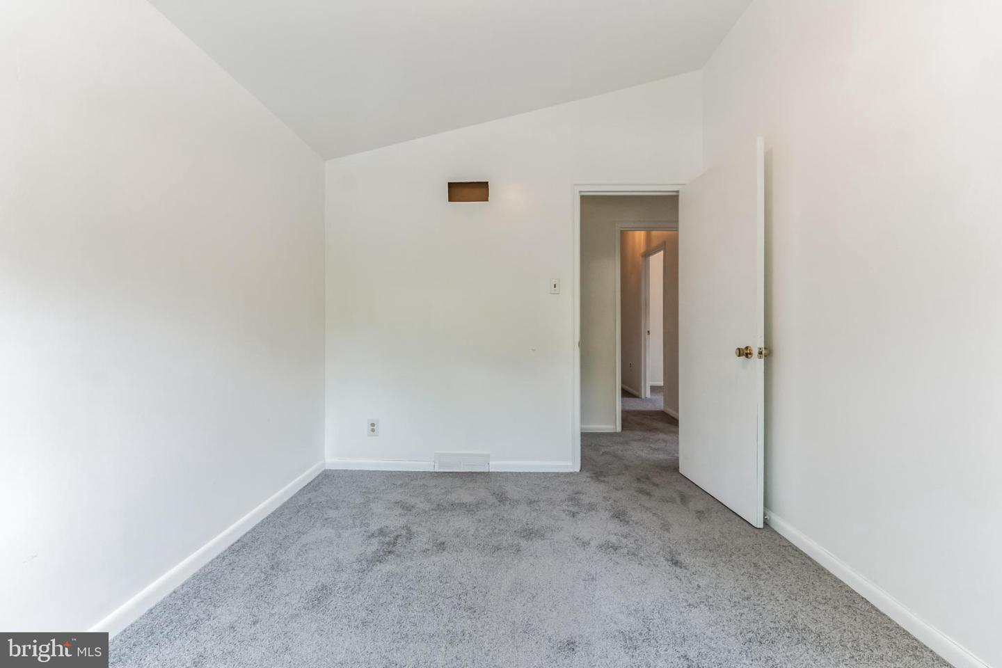 29 Red Rowan Ln