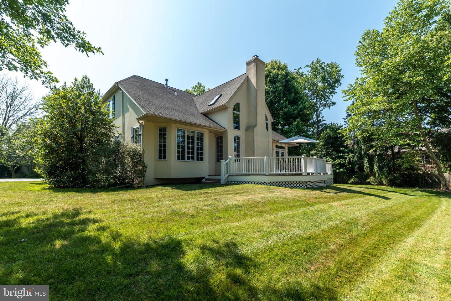 309 Gentry Ln