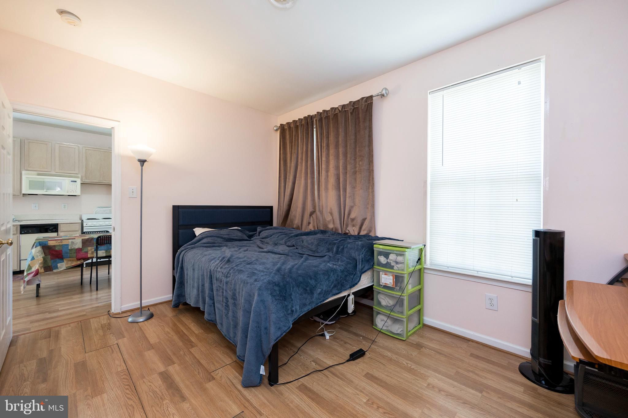 112 Wentworth Dr