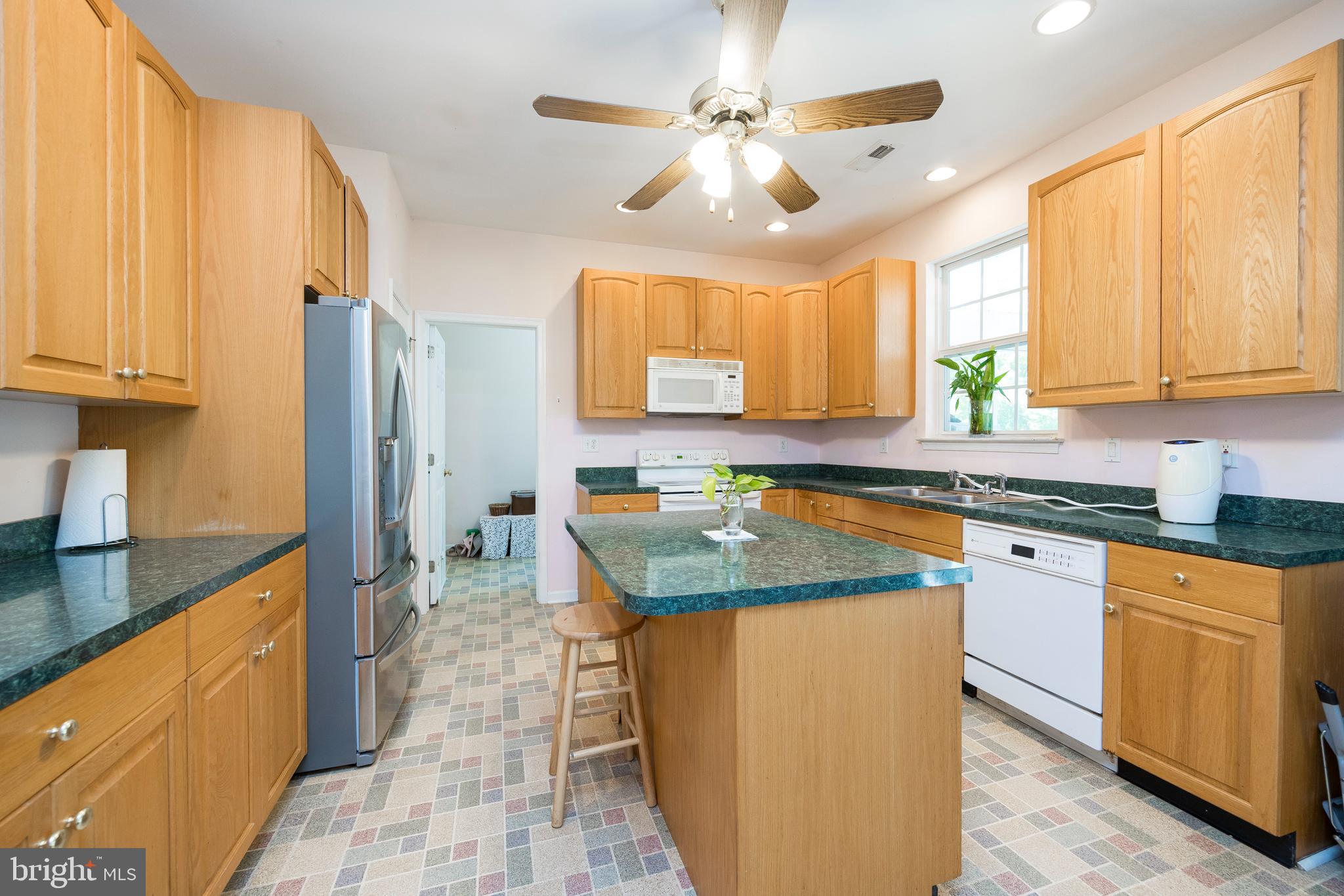112 Wentworth Dr