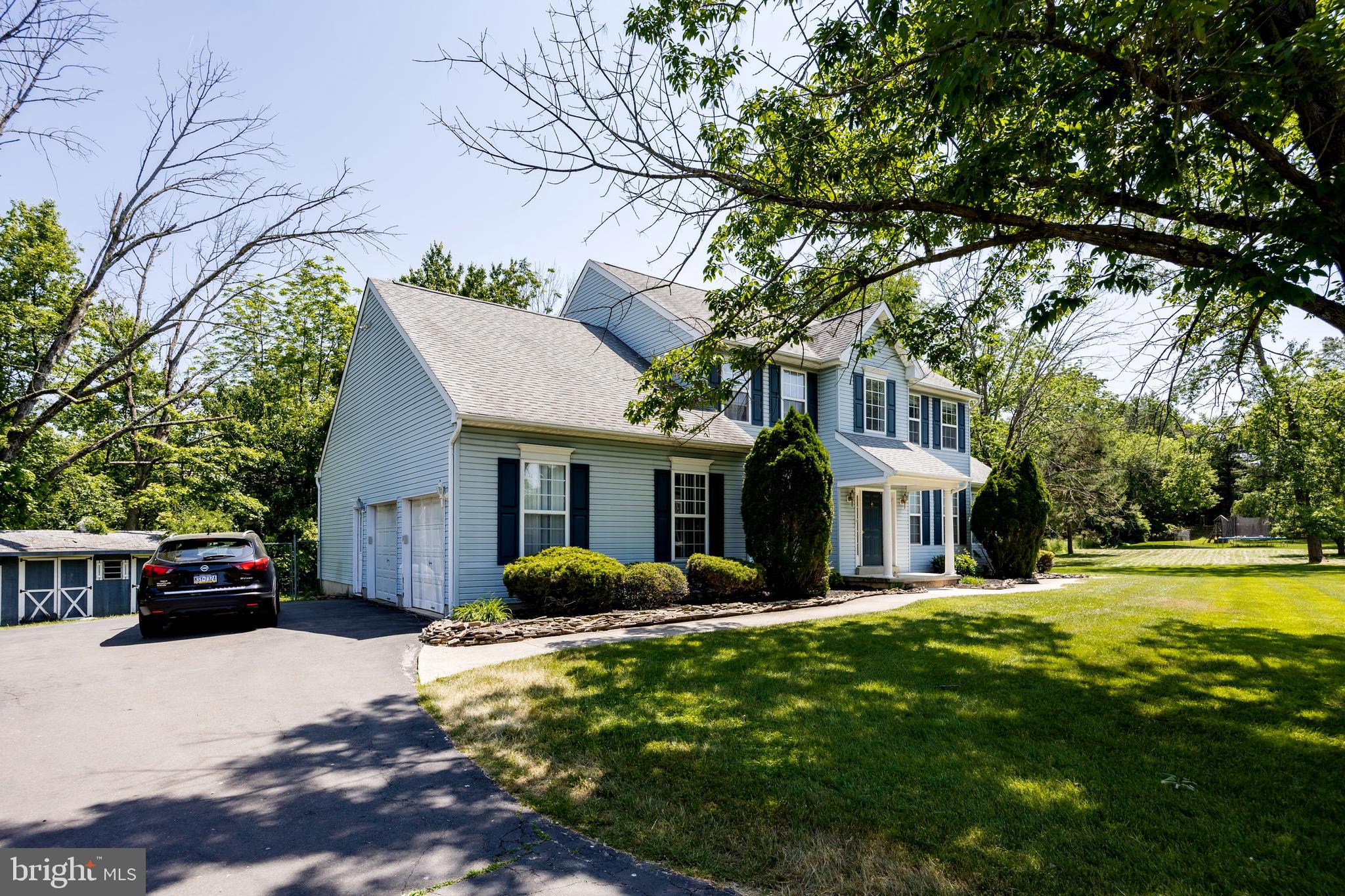 112 Wentworth Dr