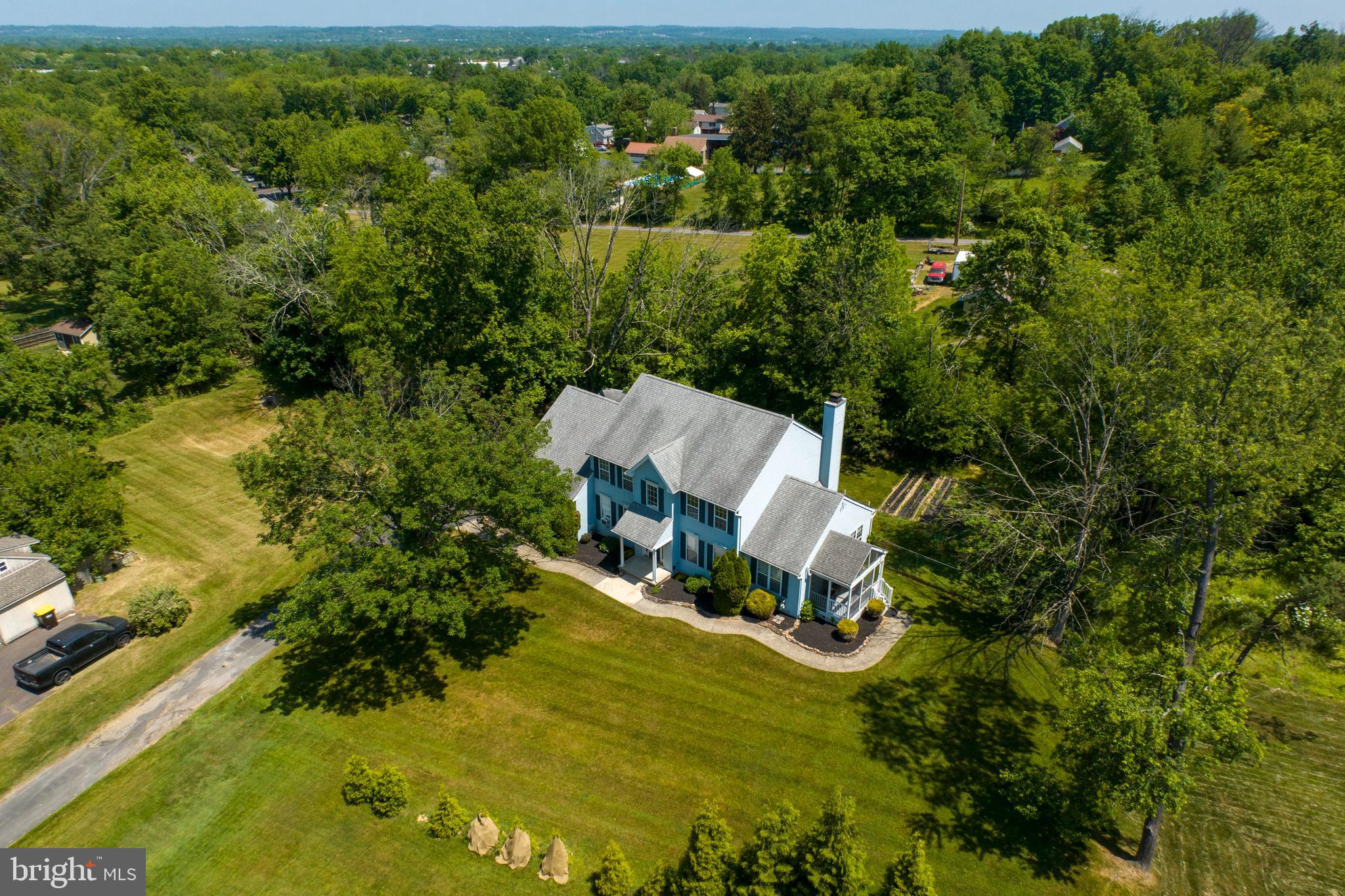 112 Wentworth Dr