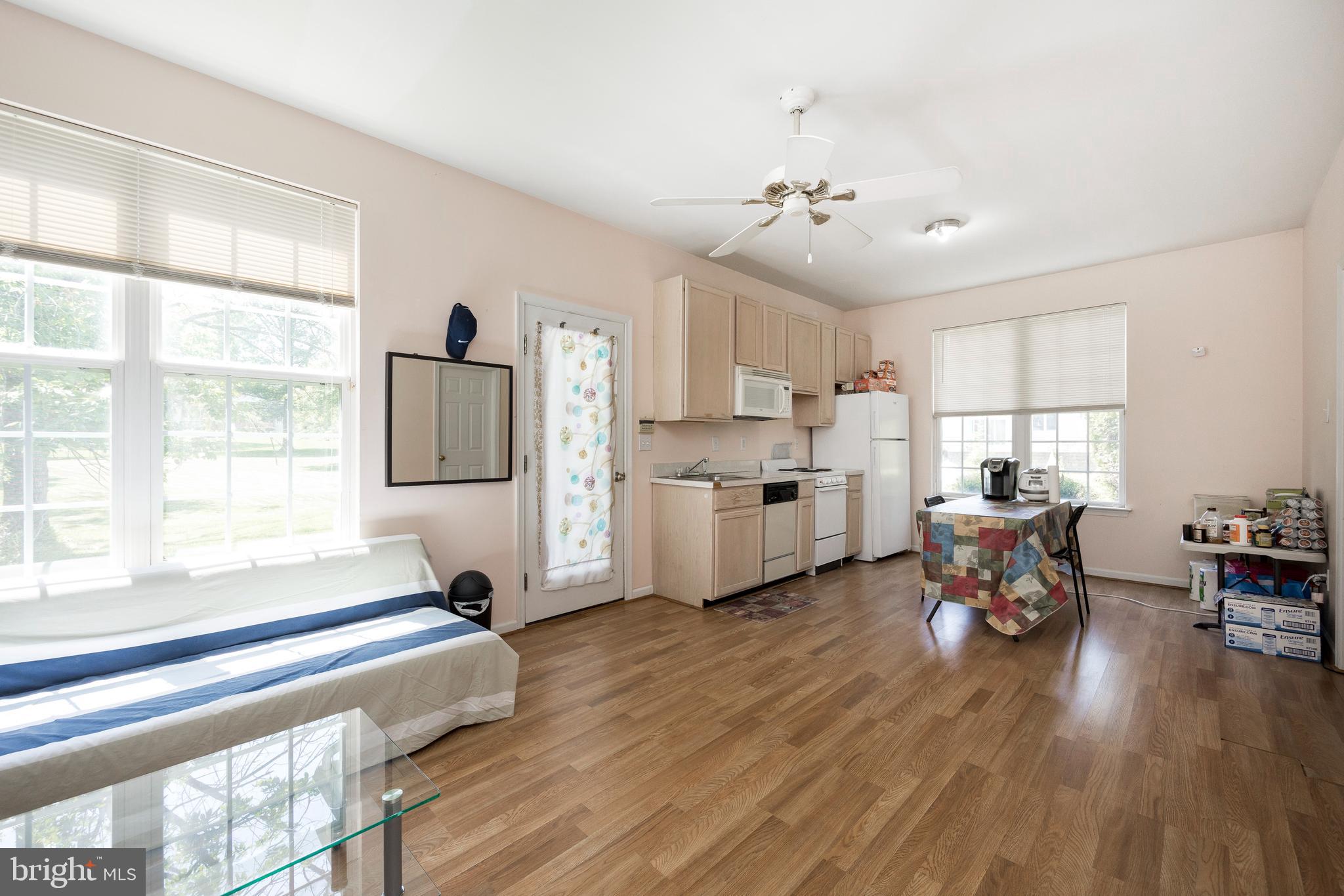 112 Wentworth Dr