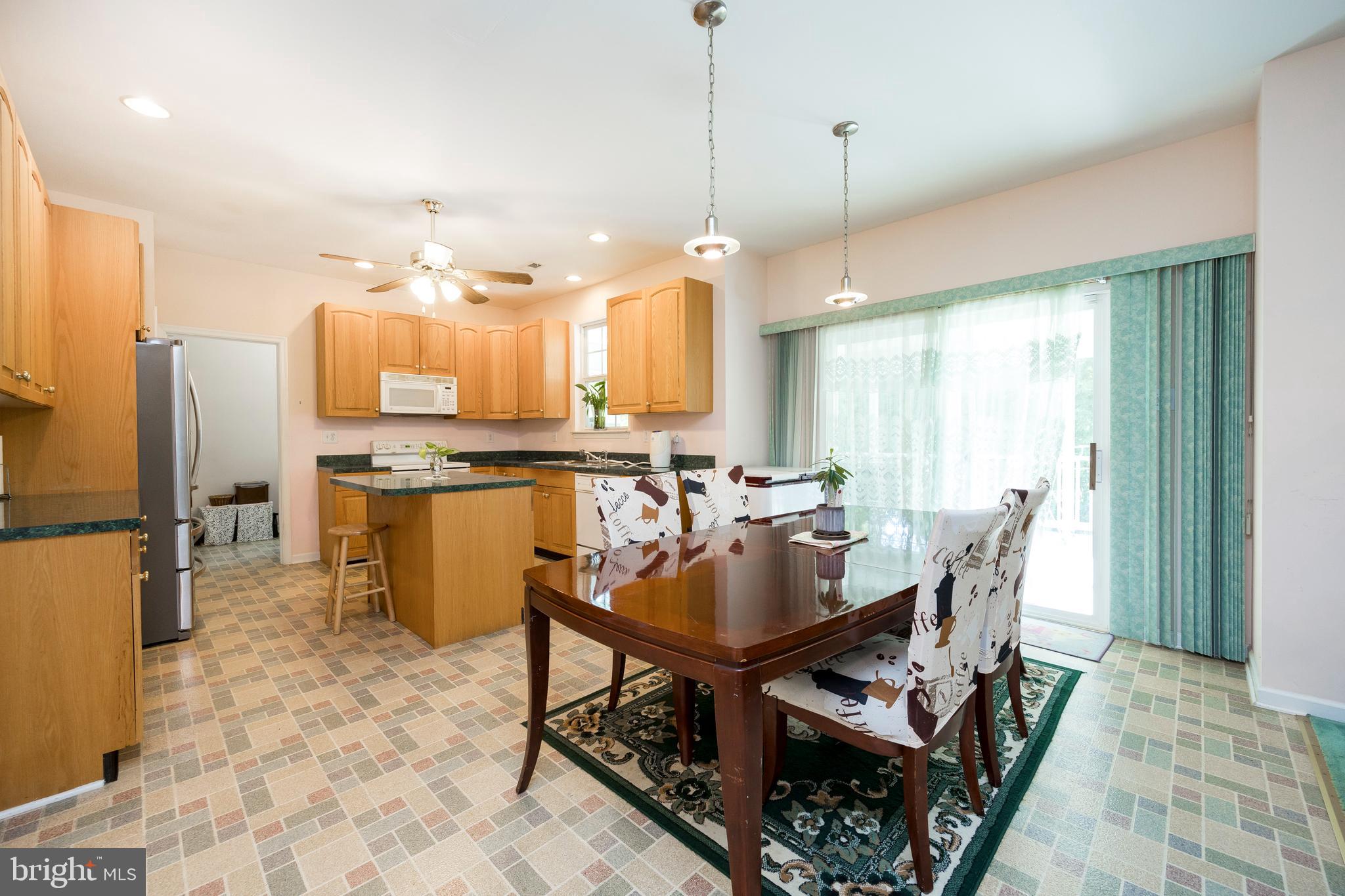 112 Wentworth Dr