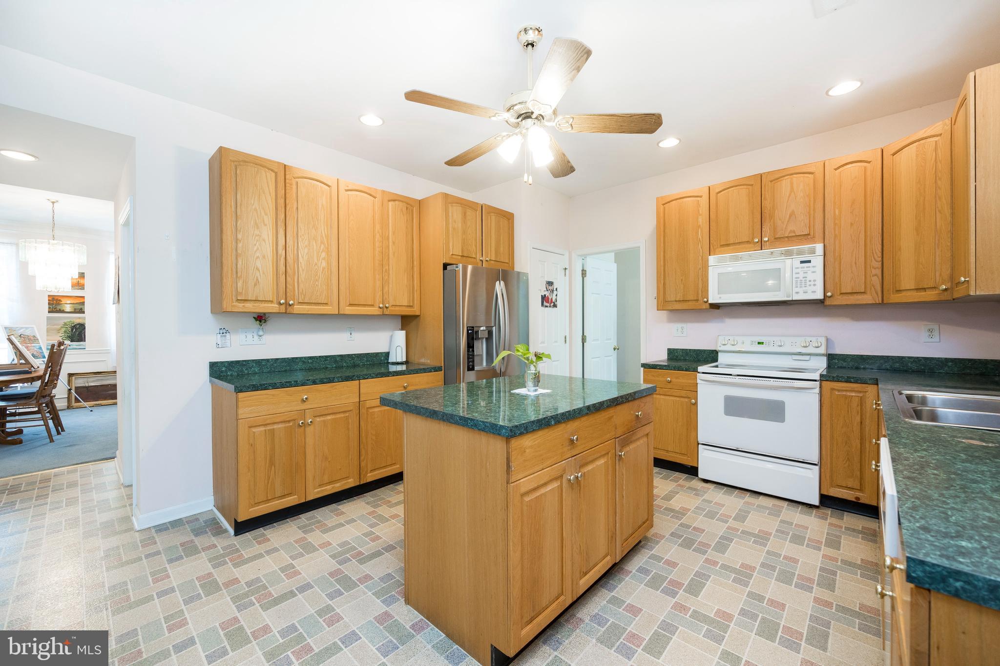 112 Wentworth Dr