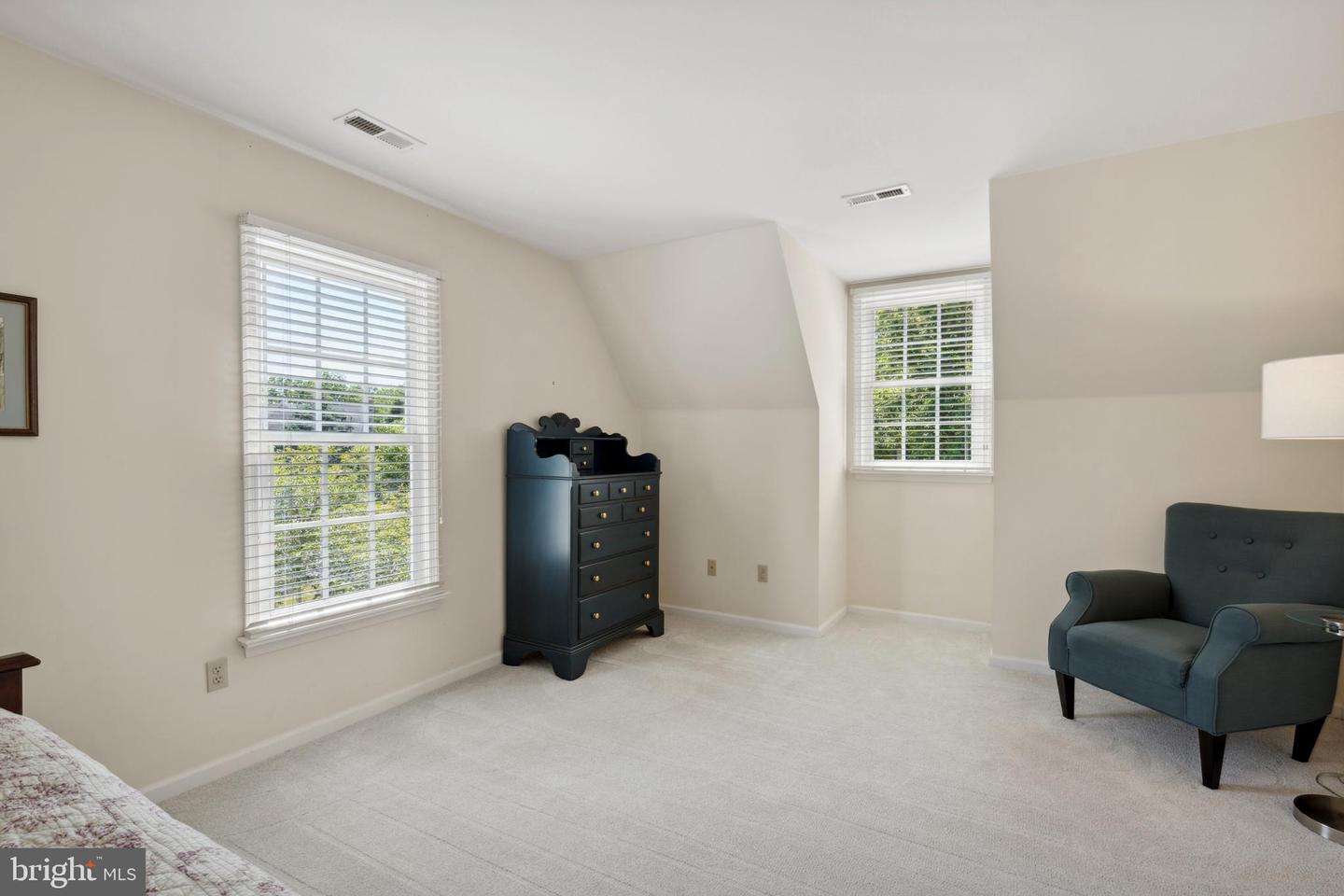 910 Wharton Cir