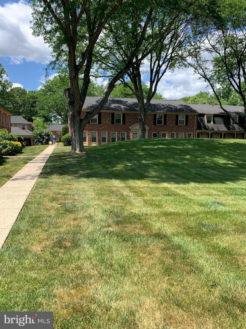 184 Albemarle Dr