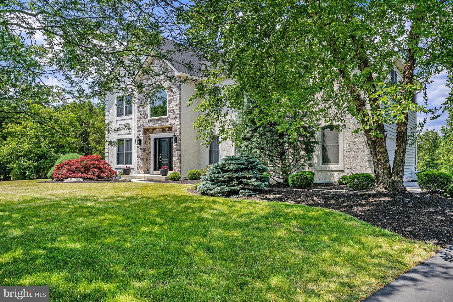 1181 Peterman Ln