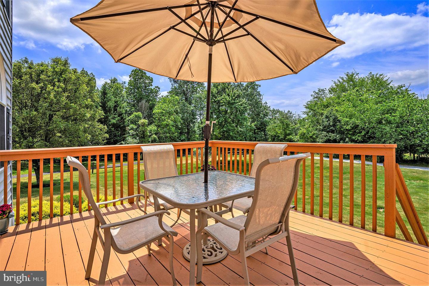 1181 Peterman Ln