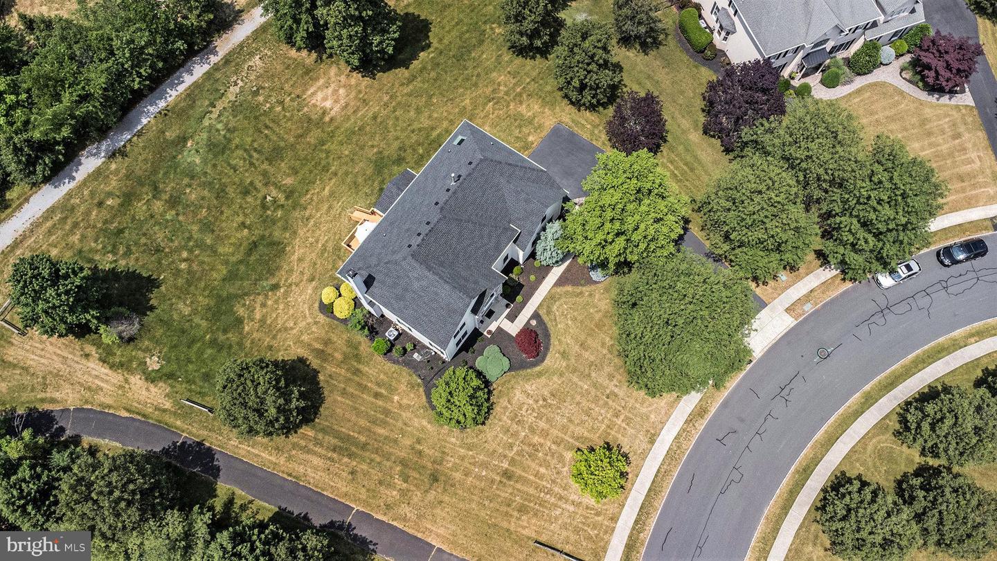 1181 Peterman Ln