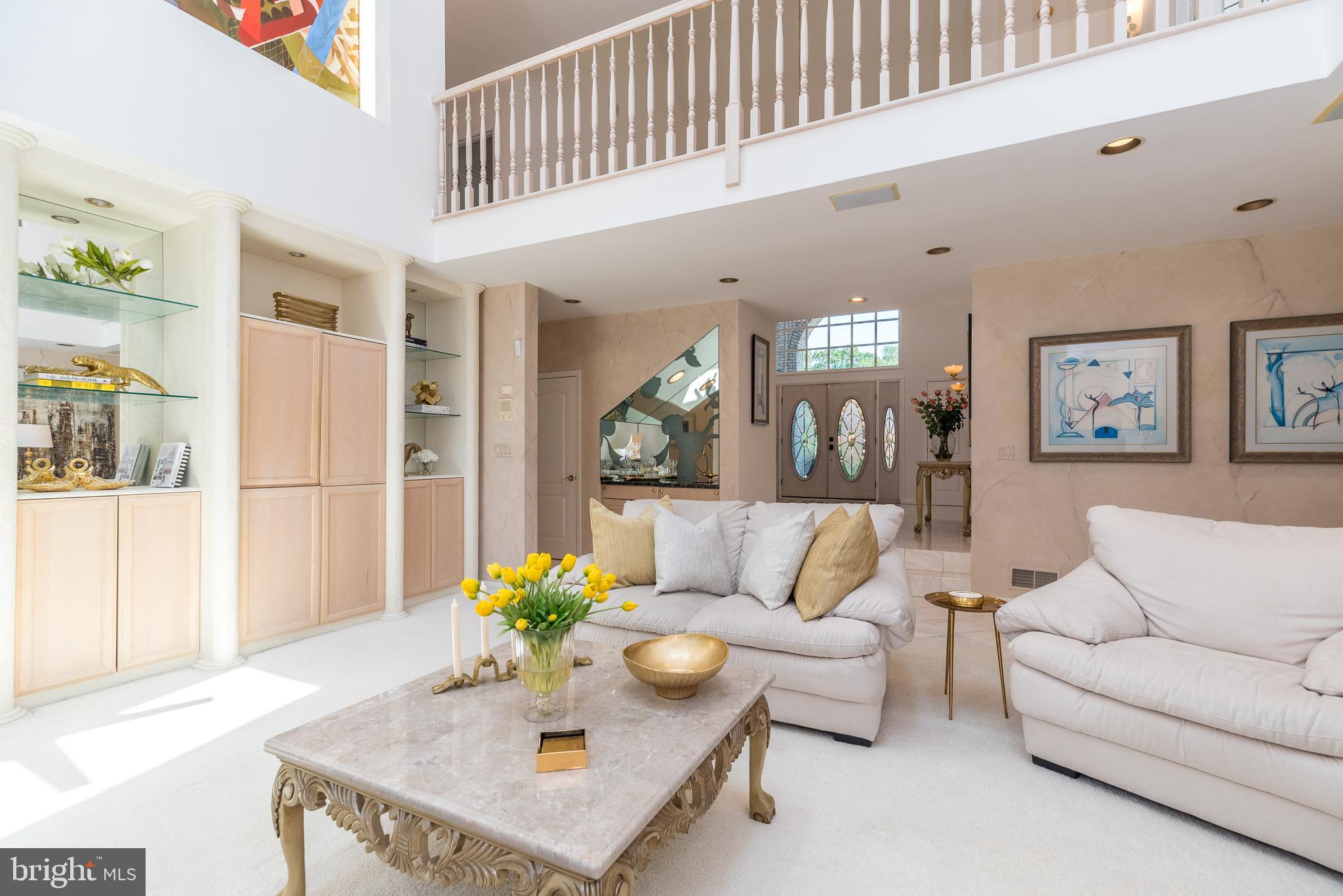 1805 Saxon Ln