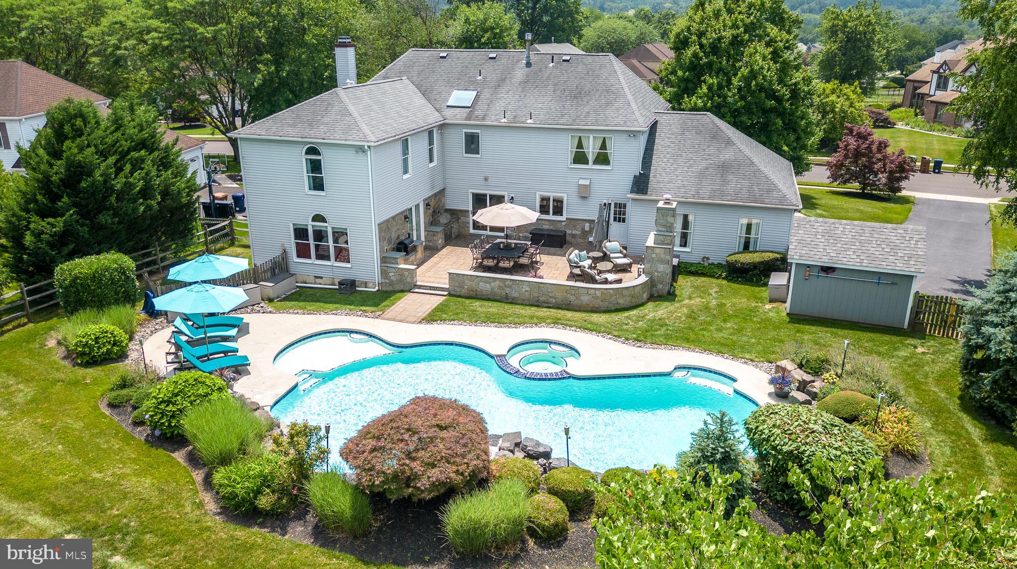 728 Signal Hill Rd