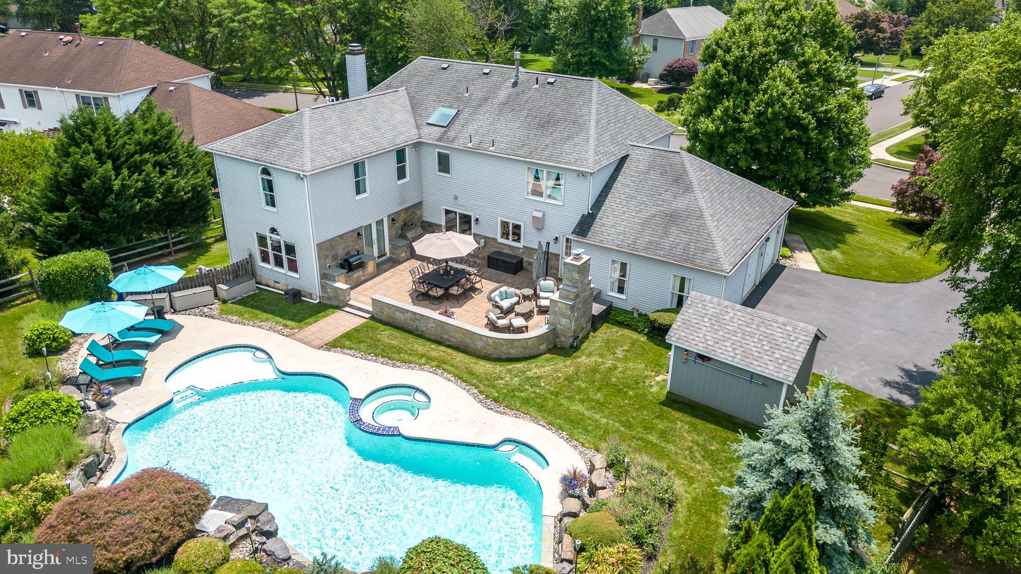 728 Signal Hill Rd