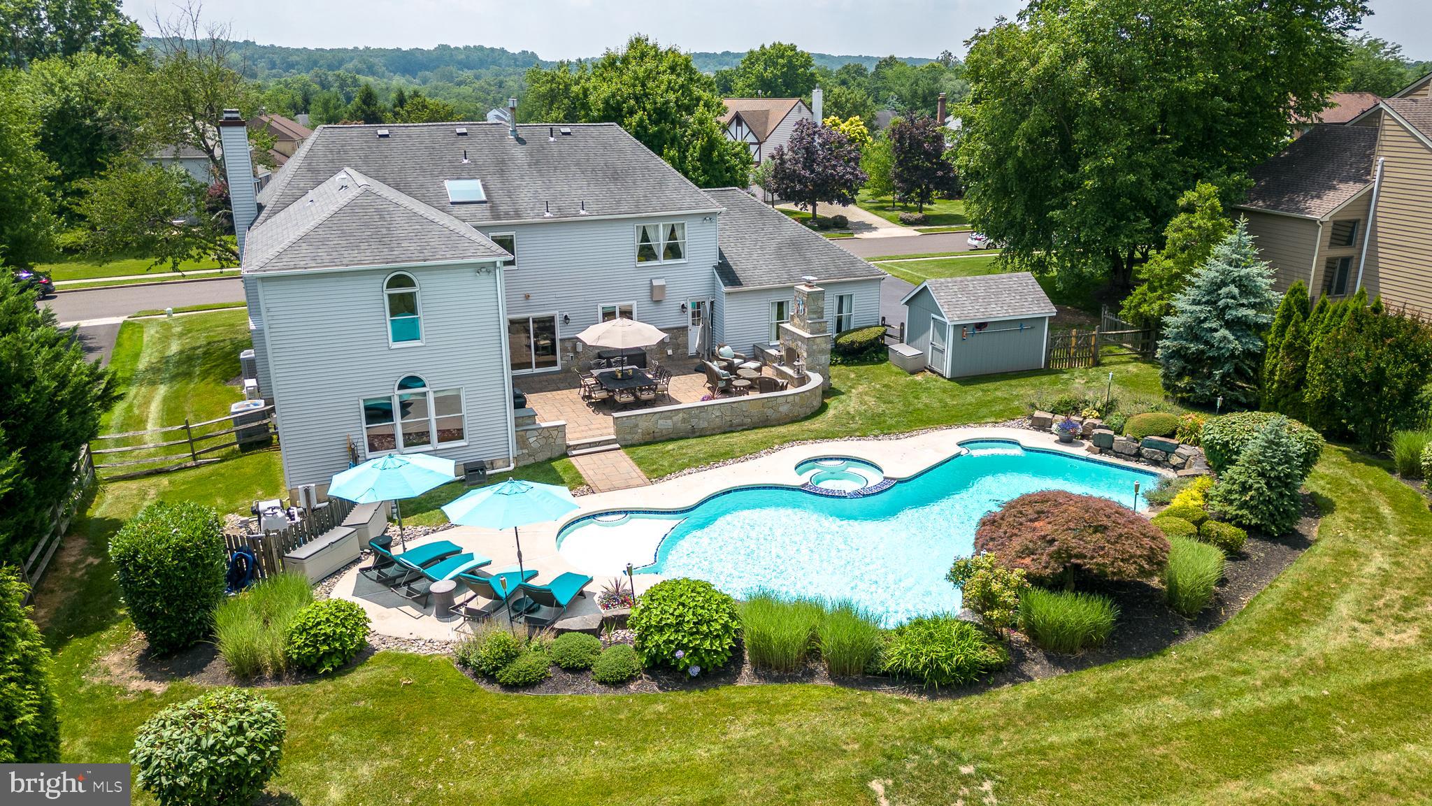 728 Signal Hill Rd
