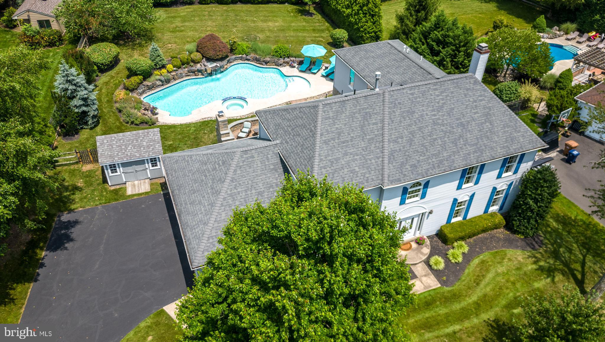 728 Signal Hill Rd
