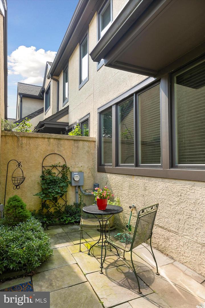 126 Splitrail Ln