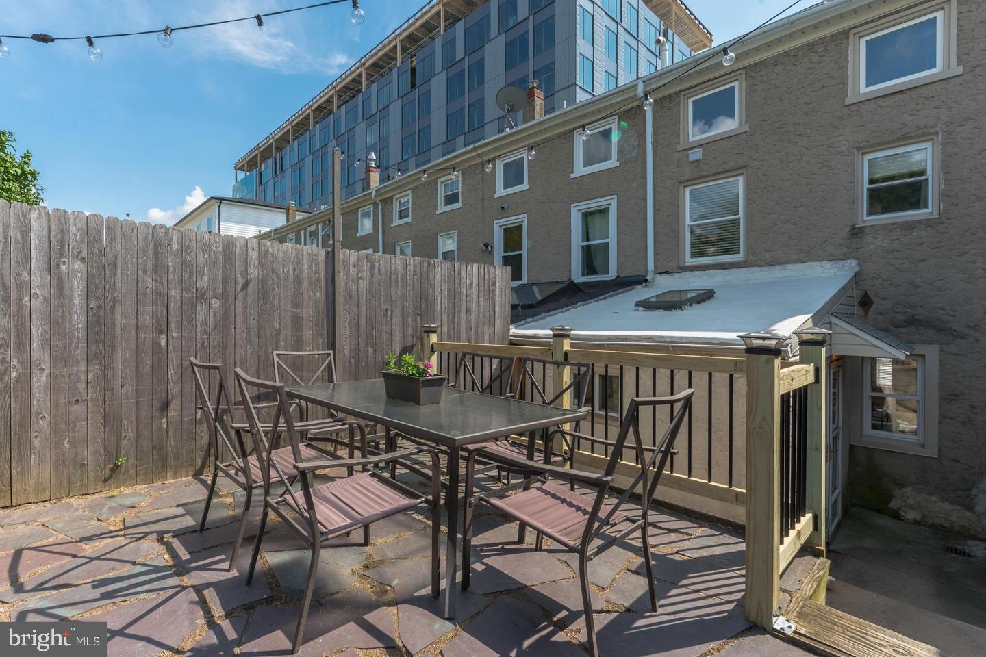120 W 1st Ave