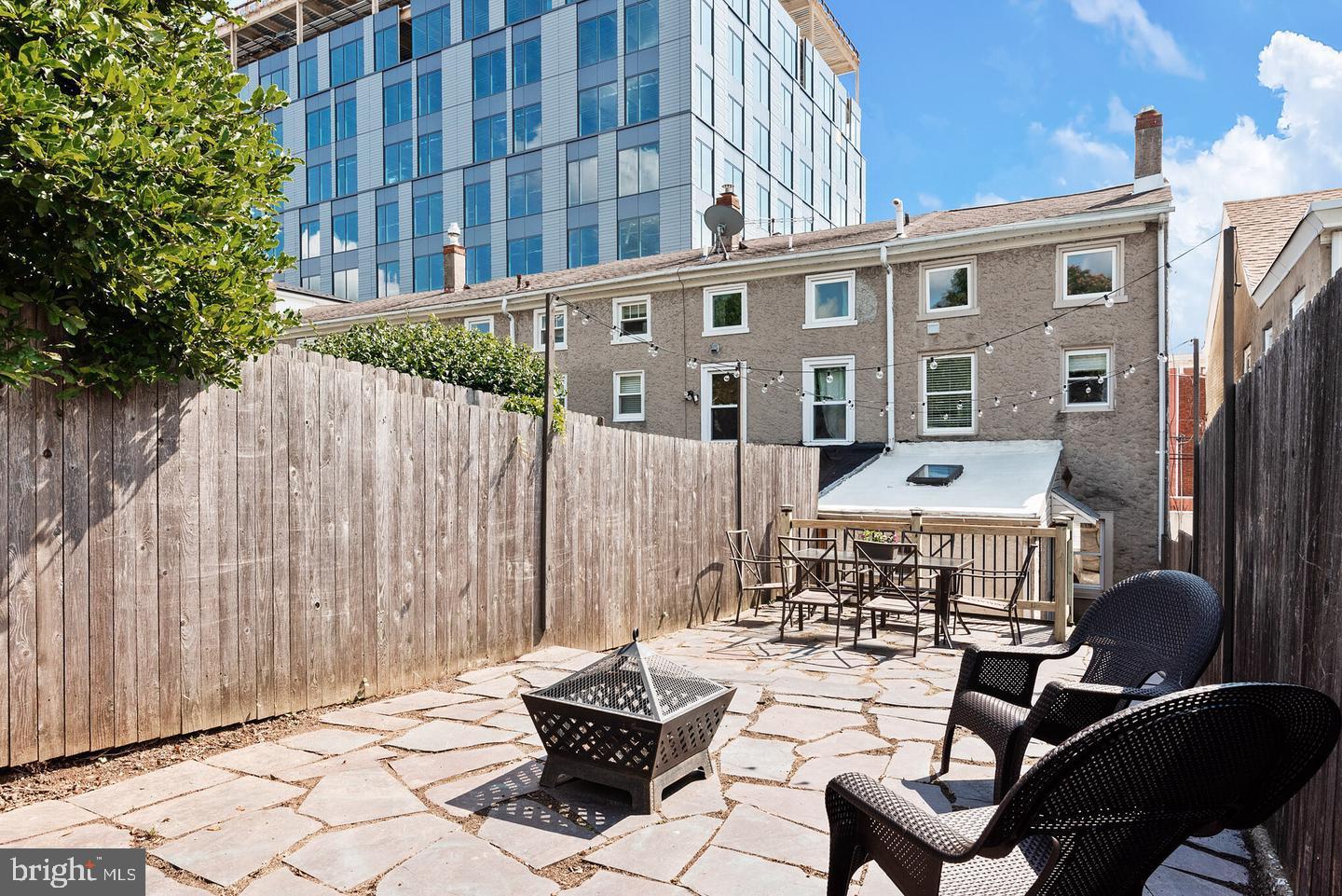 120 W 1st Ave